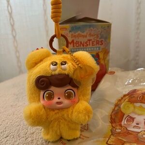 JOTOYS Q.kid Emotional Hairy Monsters Plush figure or pendant